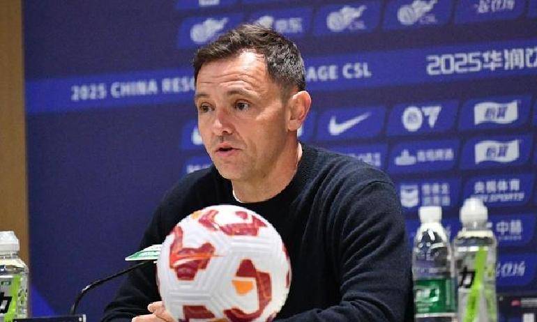 今晨体能课后；北京国安状态回暖备战英超；态度坚定；年轻球员得到机会的简单介绍