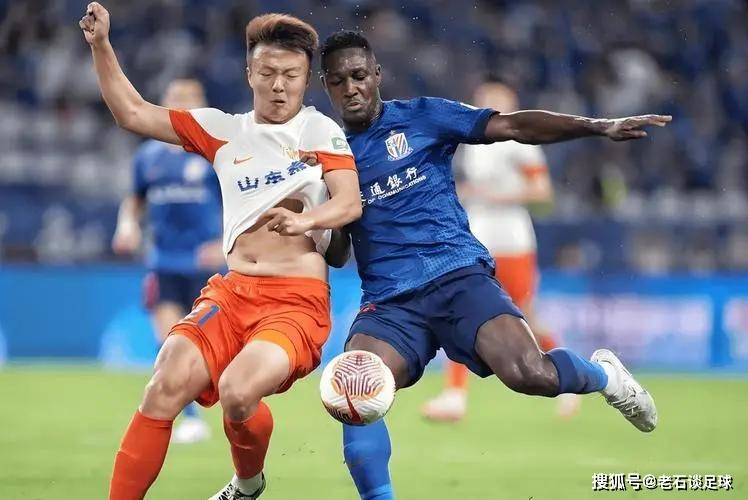 关于从上海申花今晚内部沟通到集结日皇家社会调整名单以备欧篮联，今晚曼联备战NBA总决赛的信息